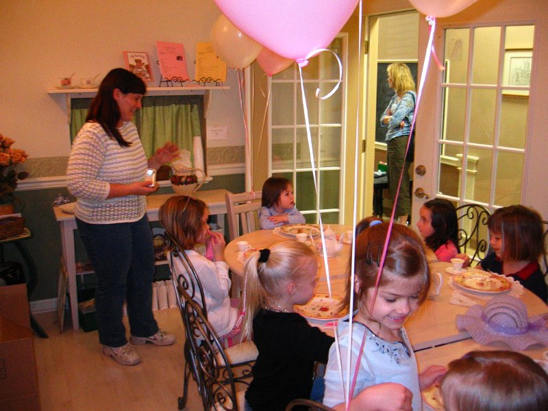 20040320 Caitlin Birthday 14.JPG